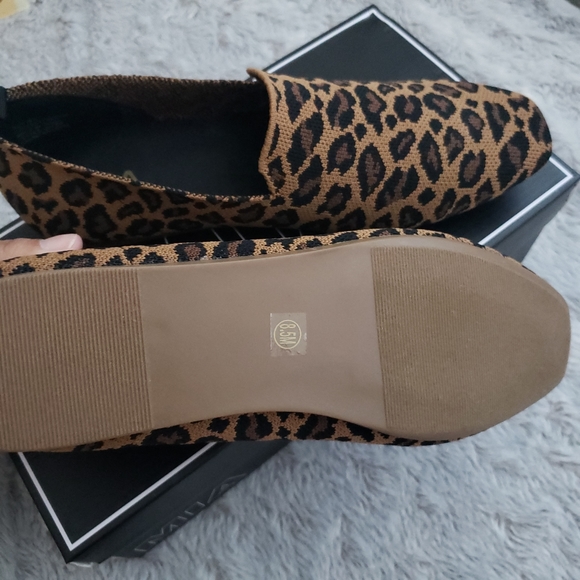 MIA Yohanna Perforated Slip On Flat Size 8.5 - Picture 5 of 8